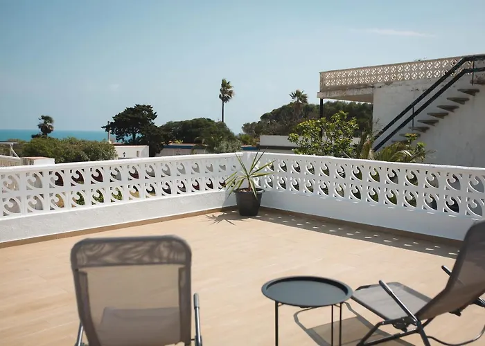 Bungalow Con Encanto Y Vistas Al Mar
